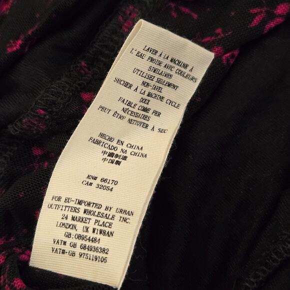 Free People Black Purple Floral Twist Front Blouse Womens M Boho‎ Sheer Sleeve - Picture 7 of 7